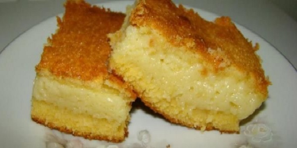 Bolo de milho com queijo